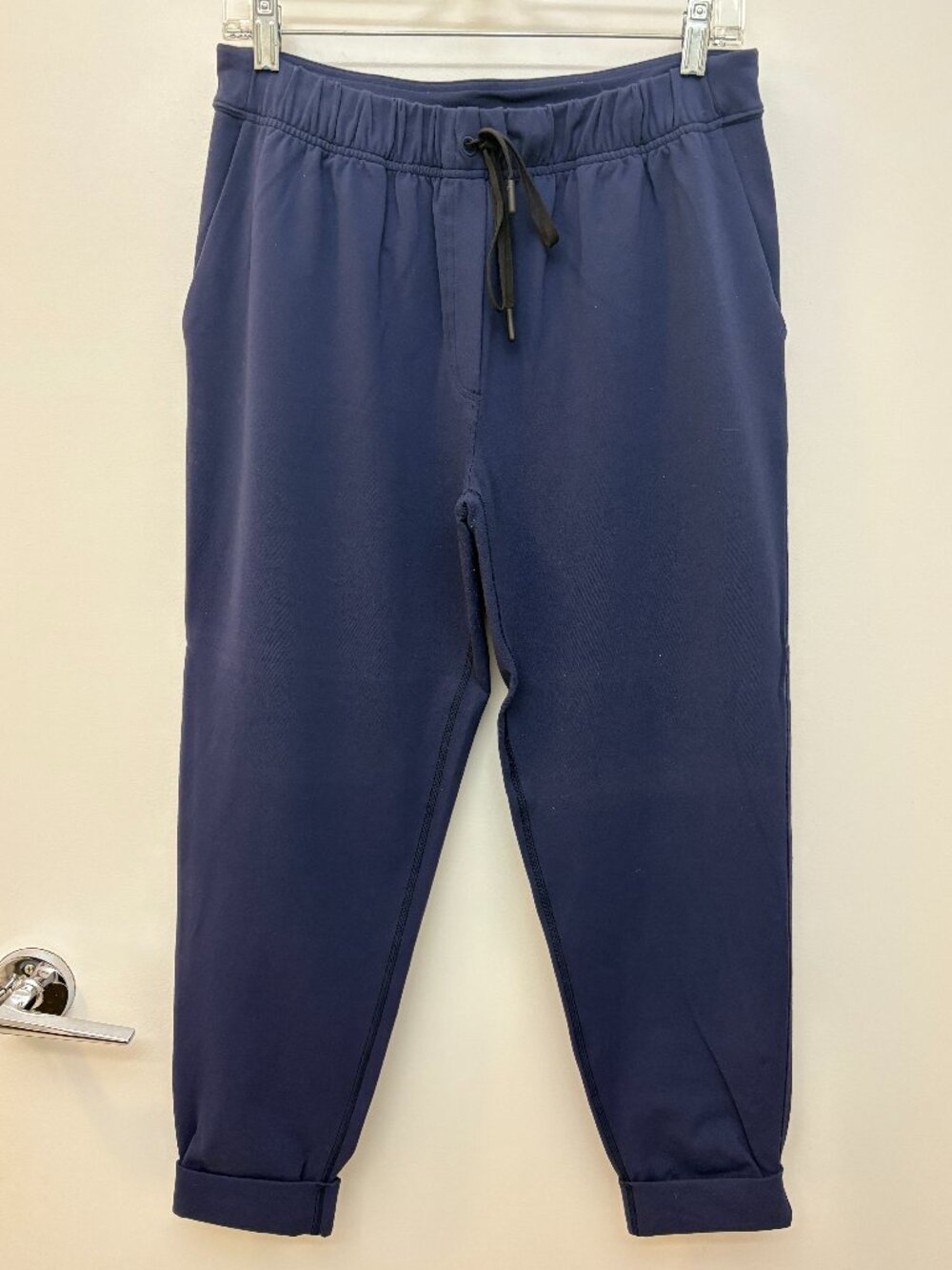 Lululemon Jet Crop Luon deep navy 6 - Picture 2 of 5